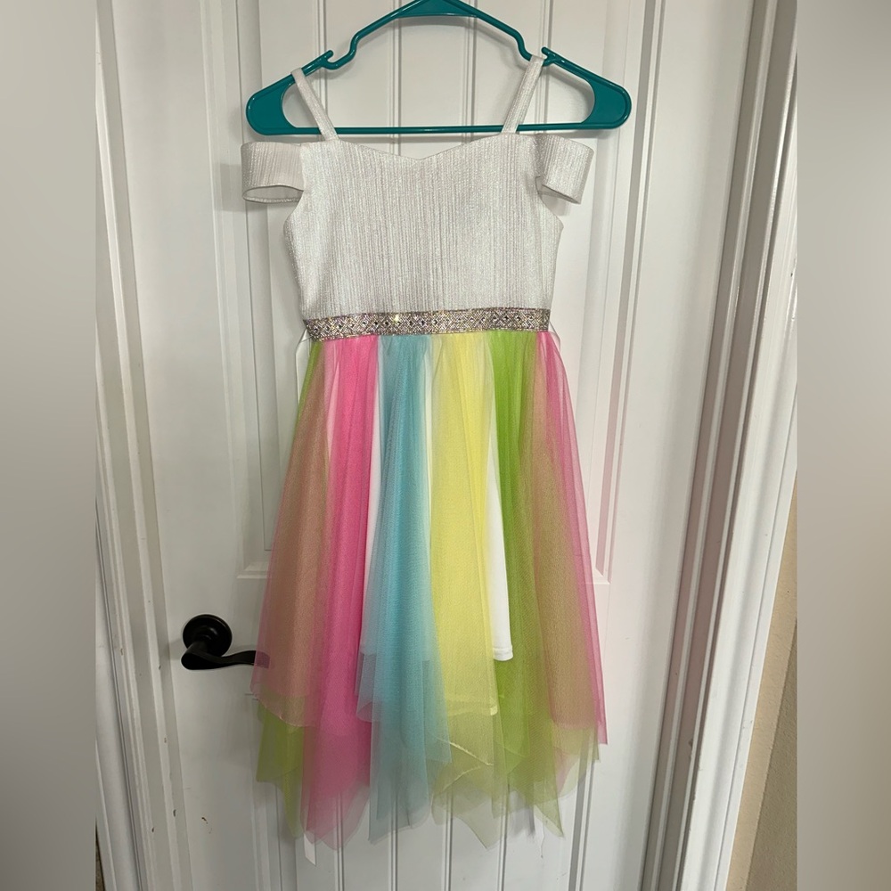 Girls dress
